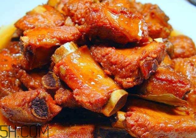 做糖醋排骨煮多長(zhǎng)時(shí)間？酸甜排骨和糖醋排骨有什么區(qū)別