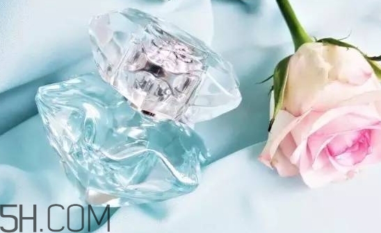 萬寶龍lady emblem香水好聞嗎？萬寶龍lady emblem藍鉆香水價格