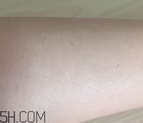 初之印修容氣墊CC霜怎么樣？多少錢？