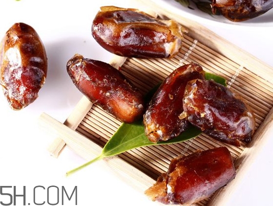 椰棗是哪里的特產(chǎn)？椰棗是棗嗎