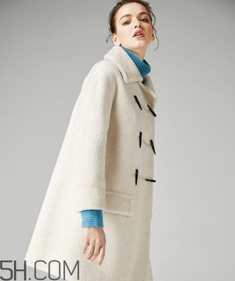 羊剪絨和羽絨服哪個好？羊剪絨大衣和羽絨服哪個保暖？
