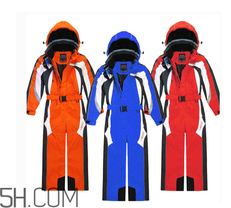 滑雪服什么牌子好？滑雪服和沖鋒衣哪個好？