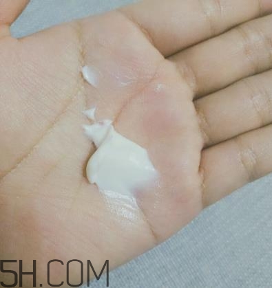 深海四十噚面霜哪里買？深海四十噚面霜含激素嗎？