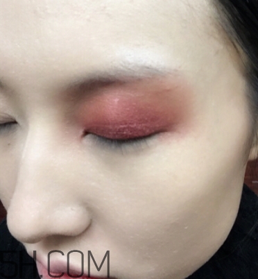 破碎娃娃妝怎么化？萬圣節(jié)破碎娃娃妝畫法教程