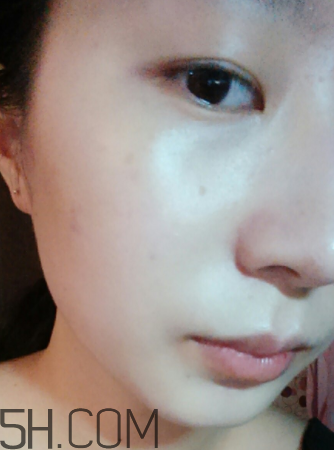 歐珀萊瑩萃粉底露怎么用_多少錢(qián)