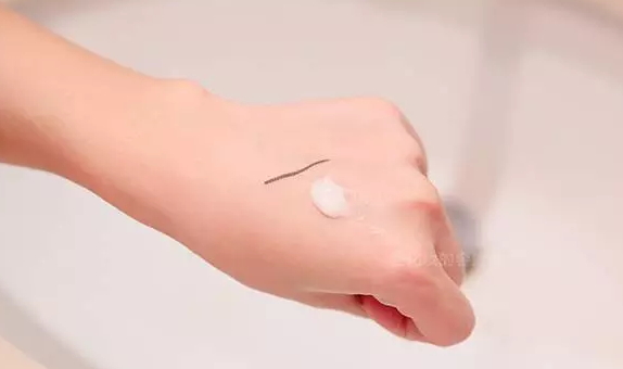 泰國(guó)sa ad na潔面儀怎么用？泰國(guó)sa ad na潔面儀使用方法