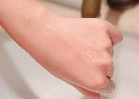 泰國(guó)sa ad na潔面儀怎么用？泰國(guó)sa ad na潔面儀使用方法