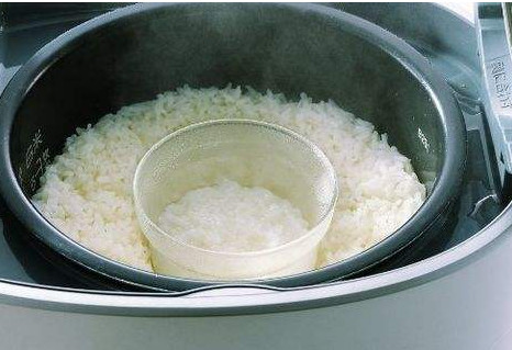 不用電飯鍋怎么煮飯？煮飯時(shí)飯和水的比例是多少