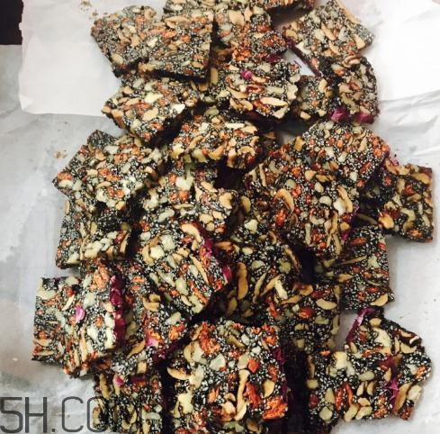 東阿阿膠怎么吃最好？東阿阿膠怎么弄碎？