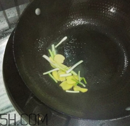 冬蟹蒸多長時(shí)間？怎么蒸冬蟹