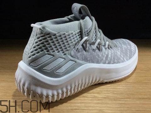 adidas dame 4利拉德母校配色實(shí)物什么樣？