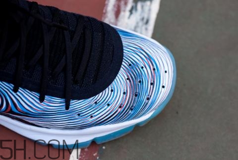 under armour curry 4實(shí)戰(zhàn)測(cè)評(píng)怎么樣？