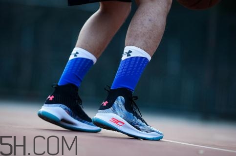 under armour curry 4實(shí)戰(zhàn)測(cè)評(píng)怎么樣？