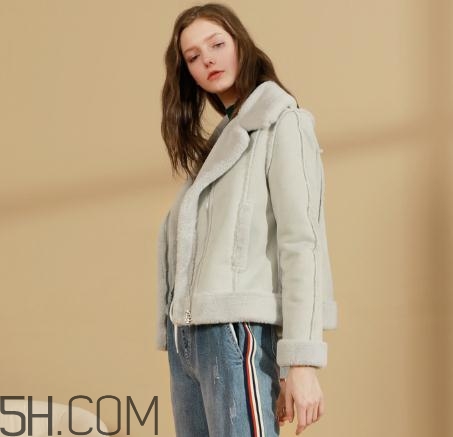 皮毛一體掉毛怎么辦？皮毛一體的衣服怎么清洗？