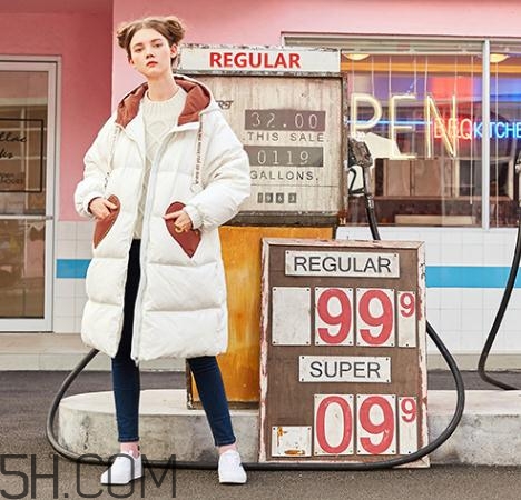 白色羽絨服怎么保存不發(fā)黃？白色羽絨服怎么打理？