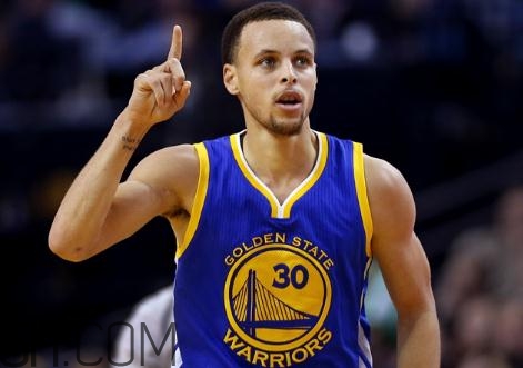 under armour curry 4 low勇士隊(duì)藍(lán)金配色會(huì)發(fā)售嗎？