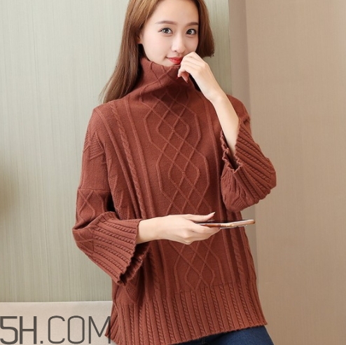 焦糖色衣服怎么搭配？焦糖色衣服搭配示范