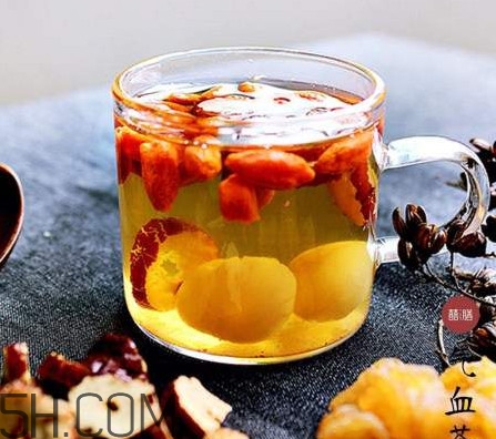 桂圓紅棗茶能豐胸嗎？桂圓紅棗茶上火嗎