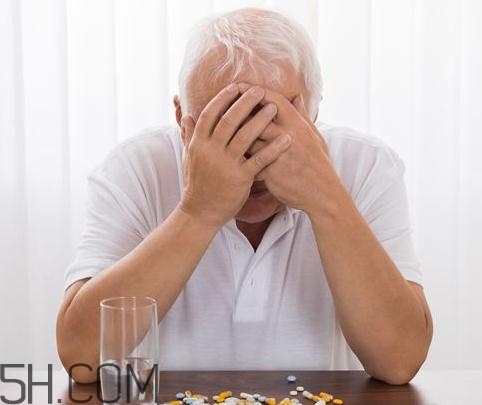 無(wú)精癥能射精嗎？無(wú)精癥能勃起嗎？