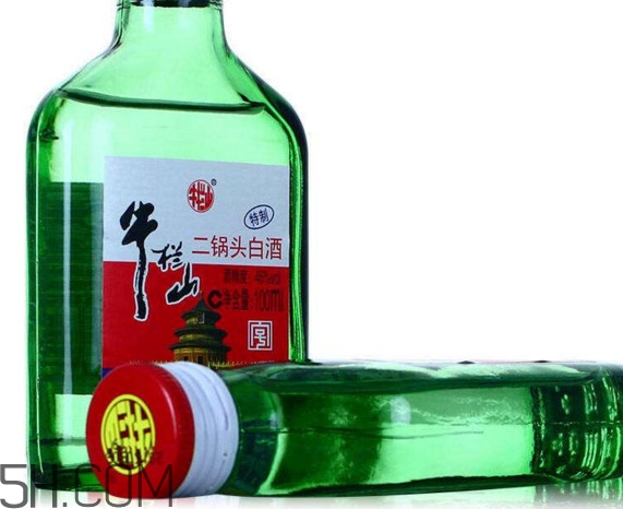 牛欄山二鍋頭是勾兌的嗎？百年牛欄山52度價格