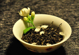 茉莉花茶是綠茶嗎？茉莉花茶什么時(shí)候喝最好