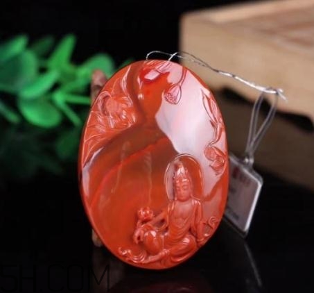 南紅瑪瑙可以泡水嗎？南紅瑪瑙能沾水嗎？
