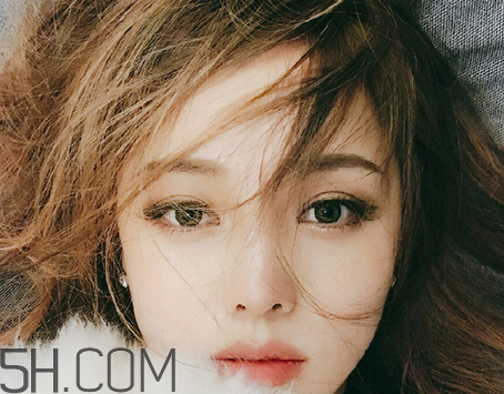 謎尚和瑪麗黛佳素顏霜哪個好？素顏霜對皮膚傷害大嗎？