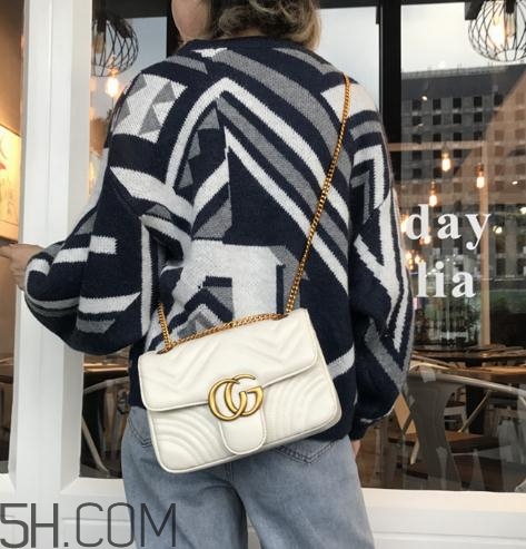 白色包包變黃了怎么辦？白色包包黑了怎么清洗？