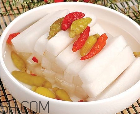 泡蘿卜用自來水還是冷開水？泡蘿卜的功效與作用
