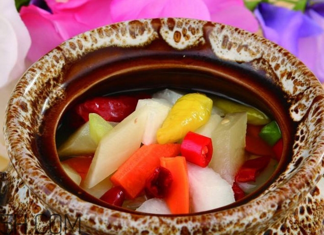 泡菜水用什么水最好？四川泡菜的酸水怎么做