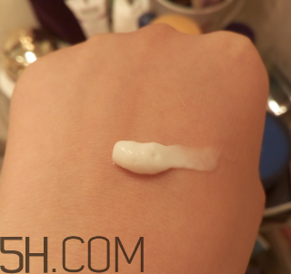 露得清身體乳怎么樣？露得清身體乳好用嗎？