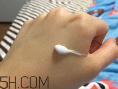 露得清身體乳怎么樣？露得清身體乳好用嗎？