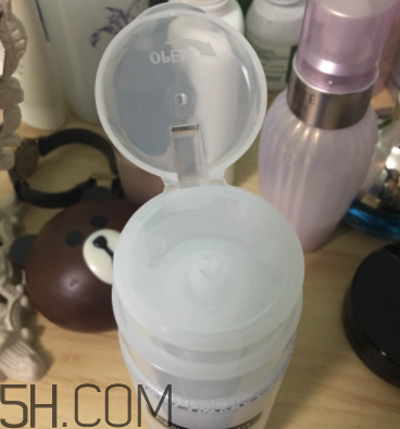 露得清卸妝水好用嗎？露得清卸妝水怎么樣？