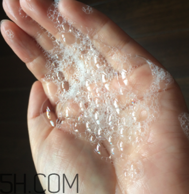 小蜜蜂寶寶洗發(fā)露怎么樣？小蜜蜂寶寶洗發(fā)露好用嗎？