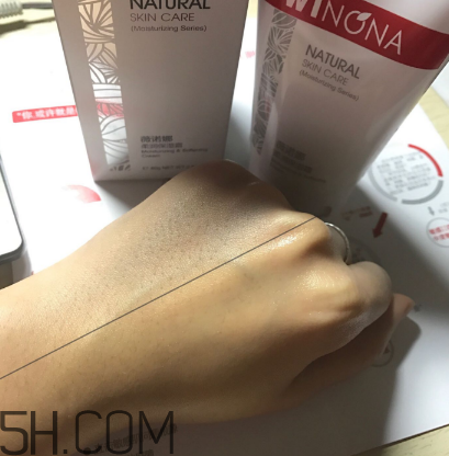 薇諾娜保濕霜怎么用？薇諾娜保濕霜使用心得