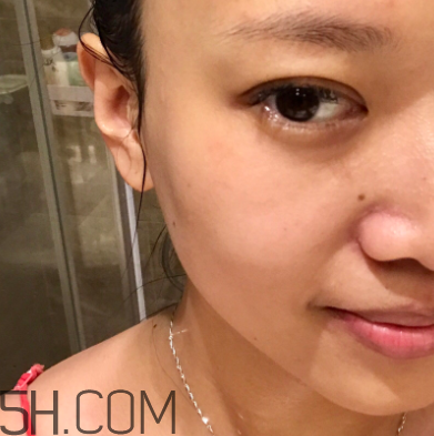 小蜜蜂水洗面膜敷多長時(shí)間？小蜜蜂水洗面膜用法