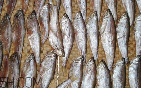 咸魚什么人不能吃？怎樣去除咸魚的咸