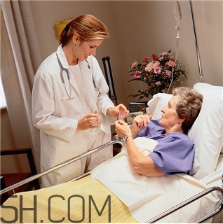 白內(nèi)障能治好嗎？白內(nèi)障能做二次手術(shù)嗎？