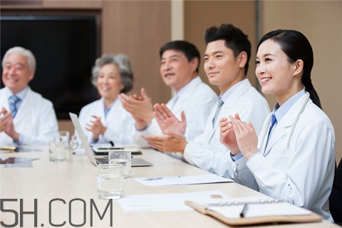 白內障能針灸嗎？白內障能配眼鏡嗎？