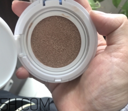稚優(yōu)泉氣墊有熒光劑嗎？稚優(yōu)泉氣墊孕婦能用嗎