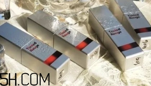 稚優(yōu)泉天空之境水光唇釉好用嗎_多少錢？