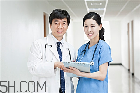 老花眼能恢復(fù)正常嗎？老花眼可以考駕照嗎？