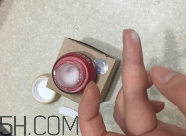 御泥坊紅石榴眼霜怎么樣？御泥坊紅石榴眼霜好用嗎？