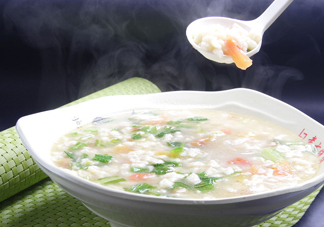 怎樣做疙瘩湯是清湯的？吃白面疙瘩湯有什么好處和壞處