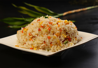 做蛋炒飯用什么米飯好？一碗蛋炒飯?jiān)摲哦嗌儆?><p><strong>做蛋炒飯用什么米飯好？一碗蛋炒飯?jiān)摲哦嗌儆?/strong></p></a></li> </ul>
</div>
<div   id=