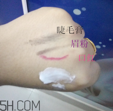 一葉子酪梨潔面乳怎么樣？一葉子酪梨潔面乳好用嗎？