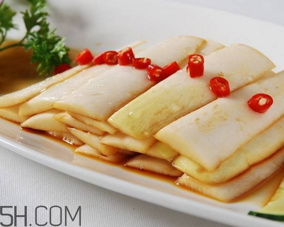 蘿卜皮和蘿卜肉哪個(gè)比較有營(yíng)養(yǎng)？醬泡蘿卜皮要加白糖嗎