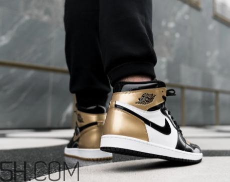 air jordan 1 top3黑金鴛鴦配色上腳效果好看嗎？