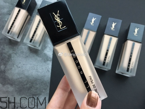 ysl恒久完美無瑕粉底液好用嗎？ysl恒久完美彈力慕斯粉餅好用嗎？