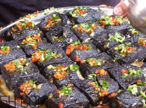 臭豆腐怎么炸才脆？臭豆腐怎么變黑的